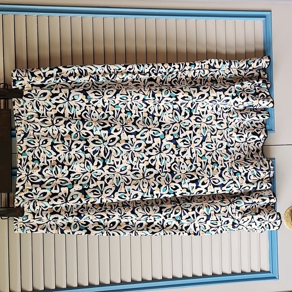 Dress Barn Dresses & Skirts - Dress Barn Blue and white floral skirt